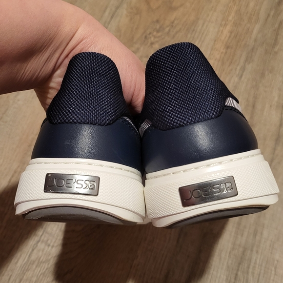 Navy and Gray Men's Sneakers - Picture 2 of 9